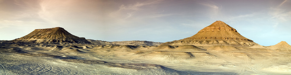 Similar image 8213498