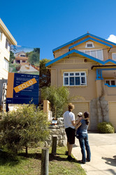 Similar image 8213649