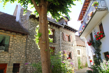 Similar image 8214942