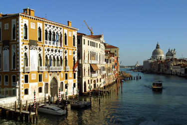 Similar image 8215842