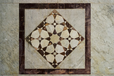 Similar image 8216574