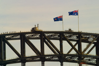 Similar image 8220462