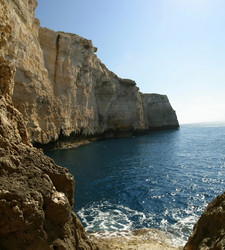 Similar image 8220559