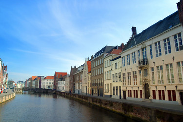 Similar image 8220960