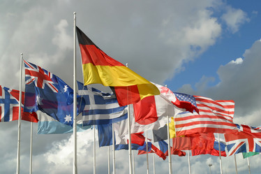 Similar image 8221263