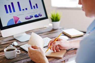 Similar image 8221760