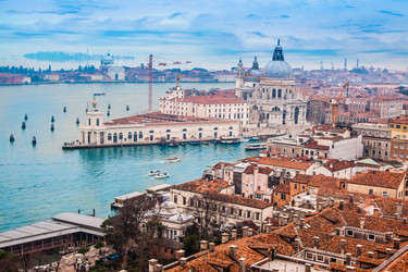 Similar image 8223486