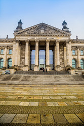 Similar image 8223777