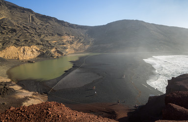 Similar image 8224272