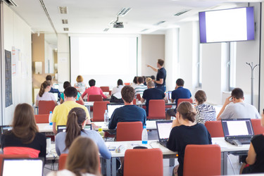 Similar image 8225073