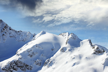 Similar image 8229105