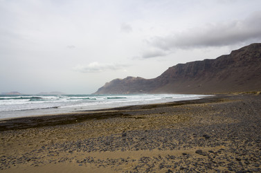 Similar image 8229472