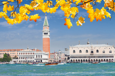 Similar image 8276250