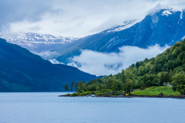 Similar image 8277290