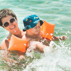 Similar image 8278054