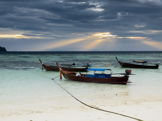 Similar image 8295104