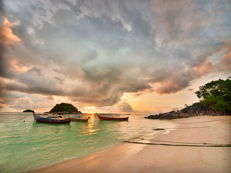 Similar image 8295137