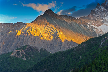 Similar image 8299947