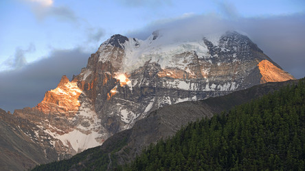 Similar image 8299949