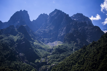 Similar image 8311444