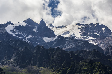 Similar image 8311445