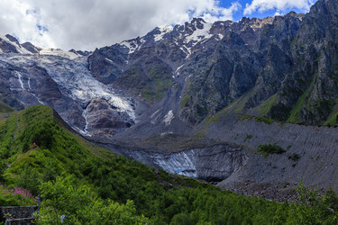 Similar image 8311450