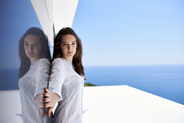 Similar image 8313372