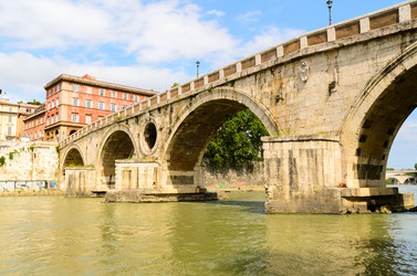 Similar image 8315312