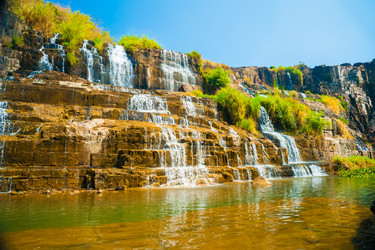 Similar image 8319117