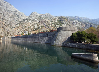 Similar image 8344823