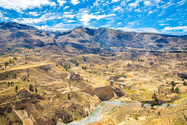 Similar image 8351213