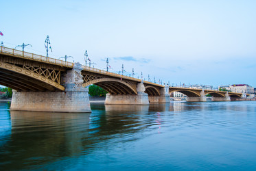 Similar image 8362361