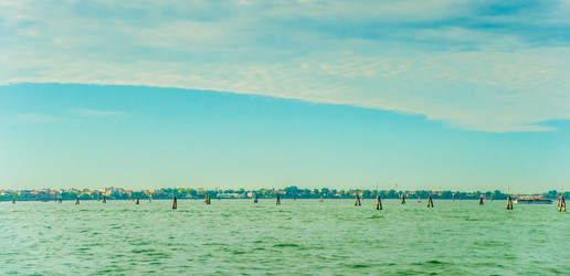 Similar image 8365341