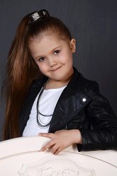 Similar image 8384603