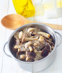 Similar image 8389060