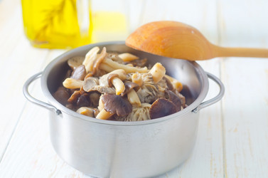 Similar image 8389069