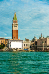 Similar image 8396884