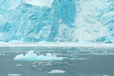 Similar image 8403358