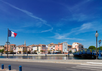 Similar image 8448825