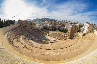 Similar image 8471353