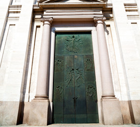 Similar image 8472379