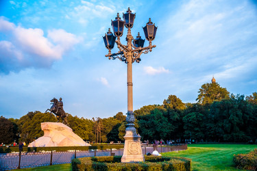 Similar image 8481751