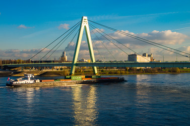 Similar image 8495369