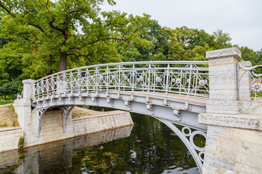 Similar image 8511119