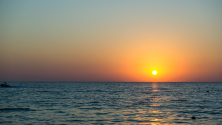 Similar image 8516898