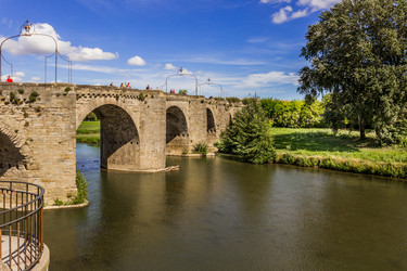 Similar image 8524760