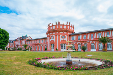 Similar image 8530320