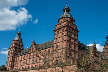 Similar image 8530360