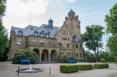 Similar image 8530882