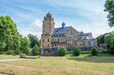 Similar image 8530923